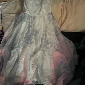 Elegant White and Gray Dress